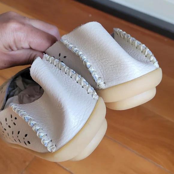 Flats Casual Loafers Classic Leather Women's Casual Beige EUR 37 Rubber Sole - Picture 7 of 11